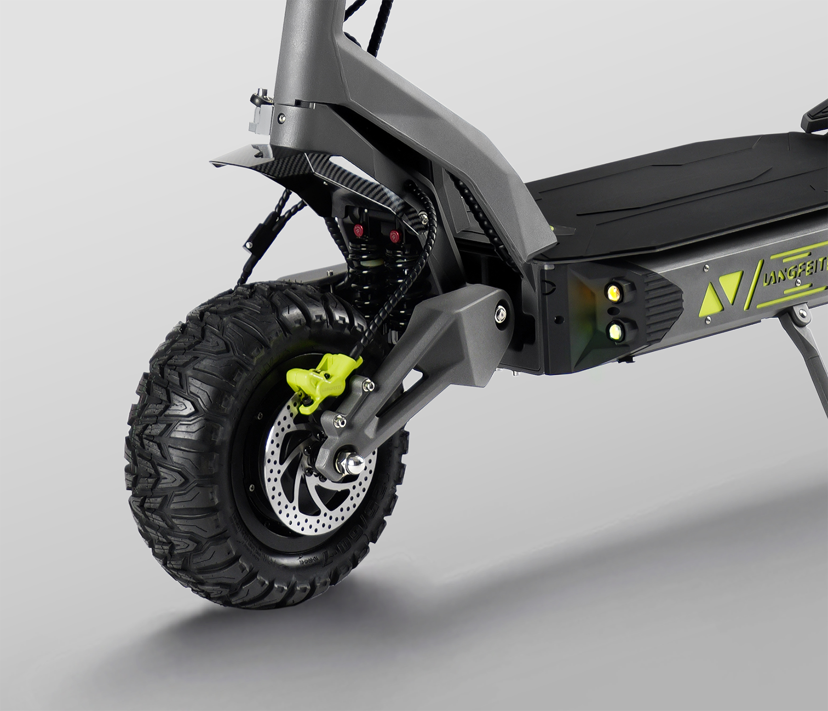 Detail předního kola GT2 RS